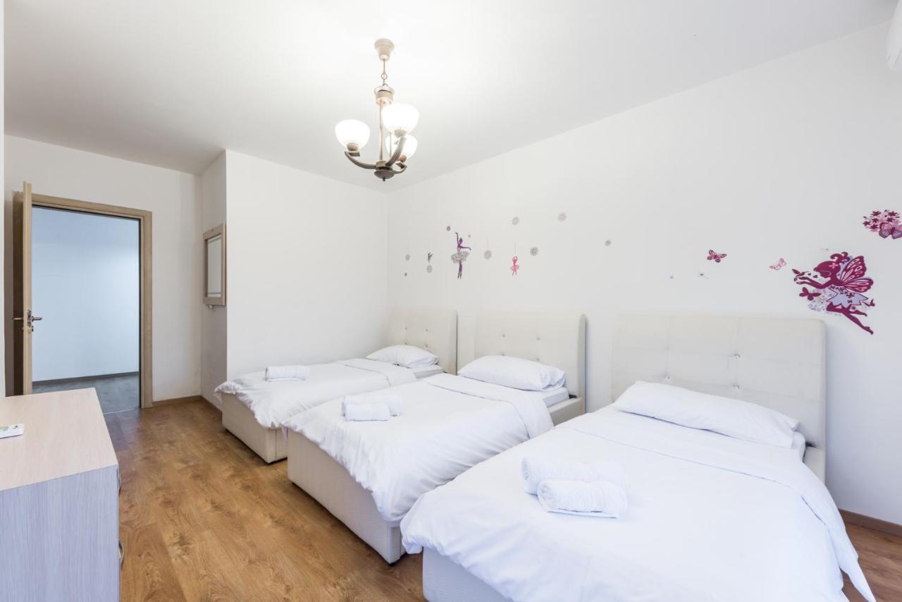 Blue Heaven -Full Sea View Brand New Apartment Durres Bagian luar foto