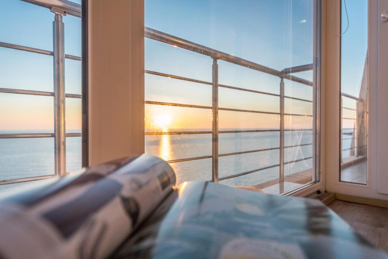 Blue Heaven -Full Sea View Brand New Apartment Durres Bagian luar foto