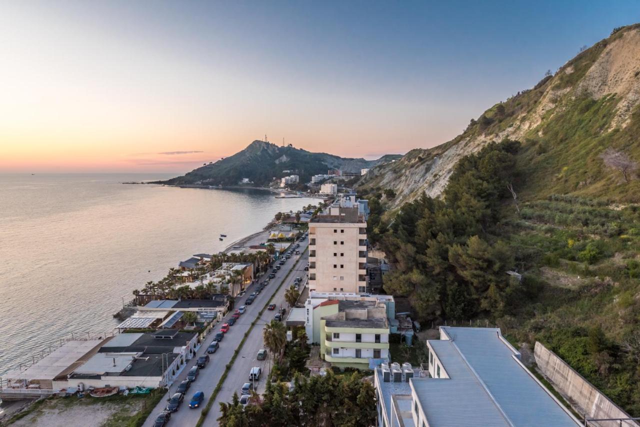 Blue Heaven -Full Sea View Brand New Apartment Durres Bagian luar foto